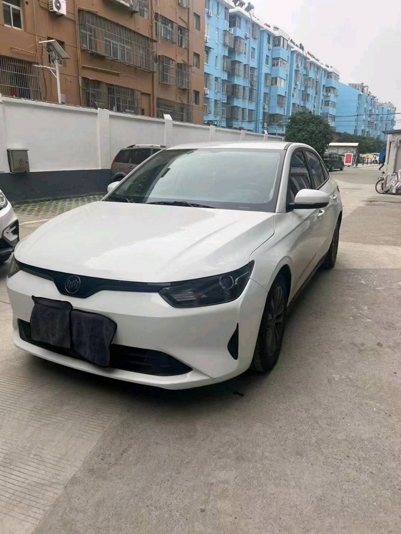 常州22年威馬汽車EX-52