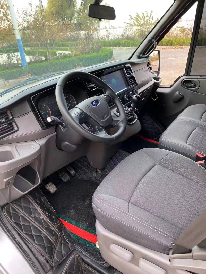 枣庄22年福特全顺8