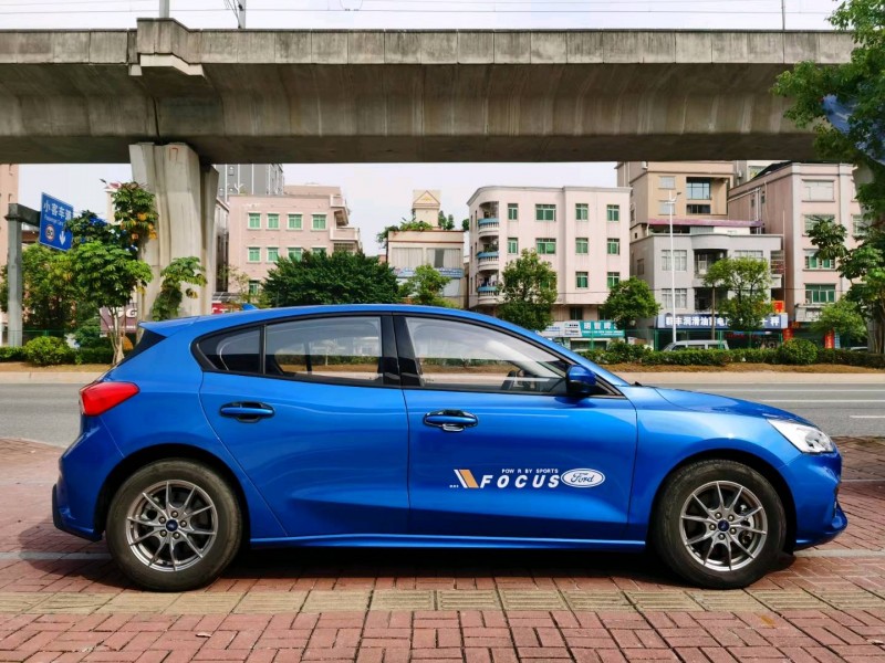 东莞20年福特福克斯5