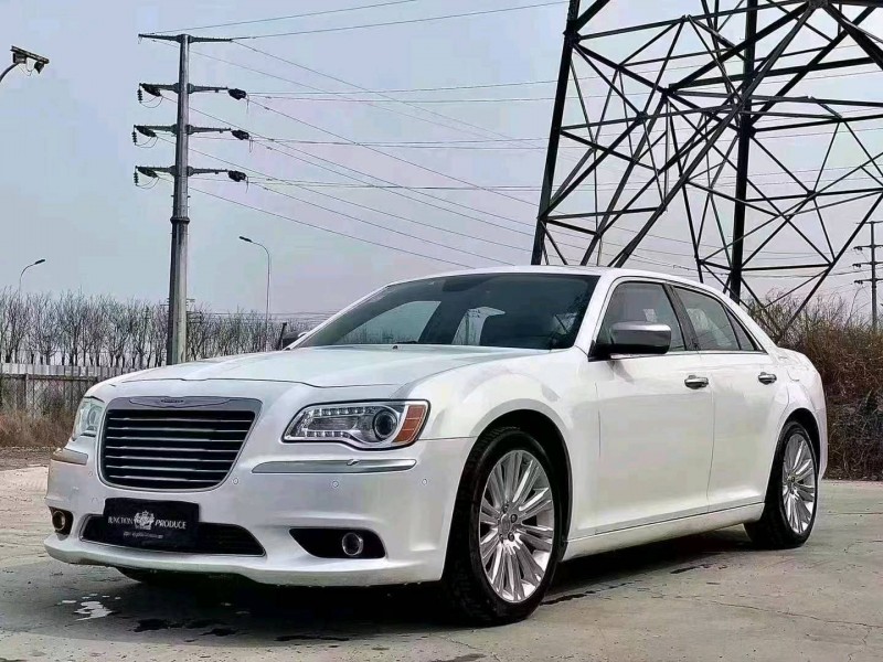 天津13年克莱斯勒300C7
