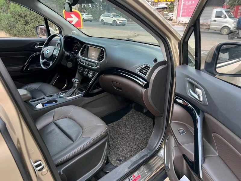 保定16年传祺GS46