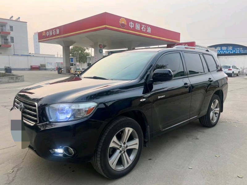 保定11年丰田汉兰达3