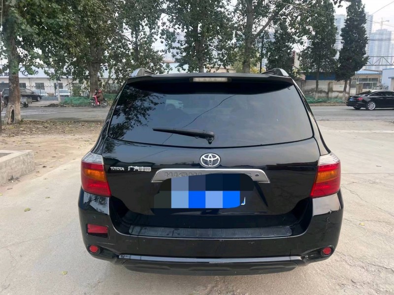 保定11年丰田汉兰达9