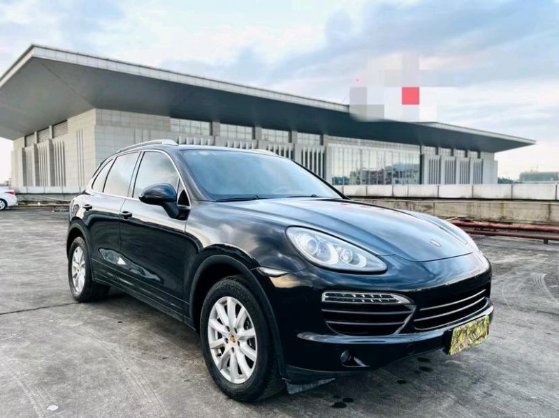 东莞11年保时捷卡宴2