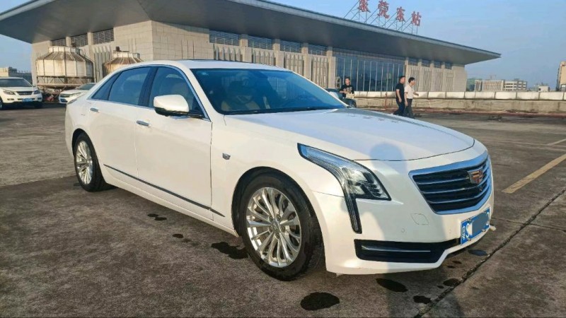 东莞18年凯迪拉克CT63