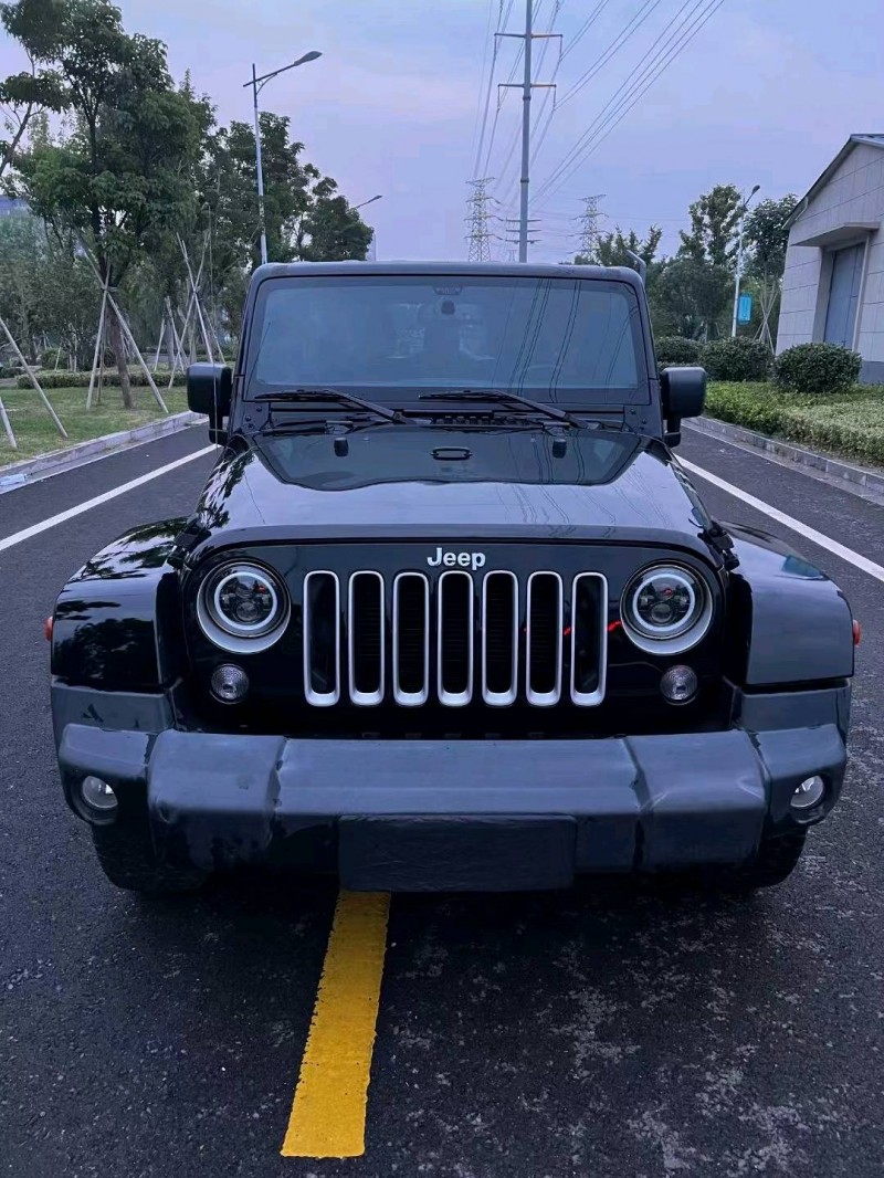 徐州18年Jeep牧马人9