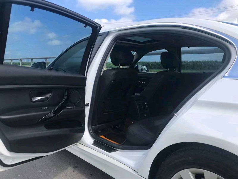 潍坊17年宝马3系4