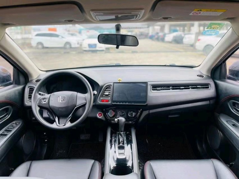 东莞17年本田缤智4