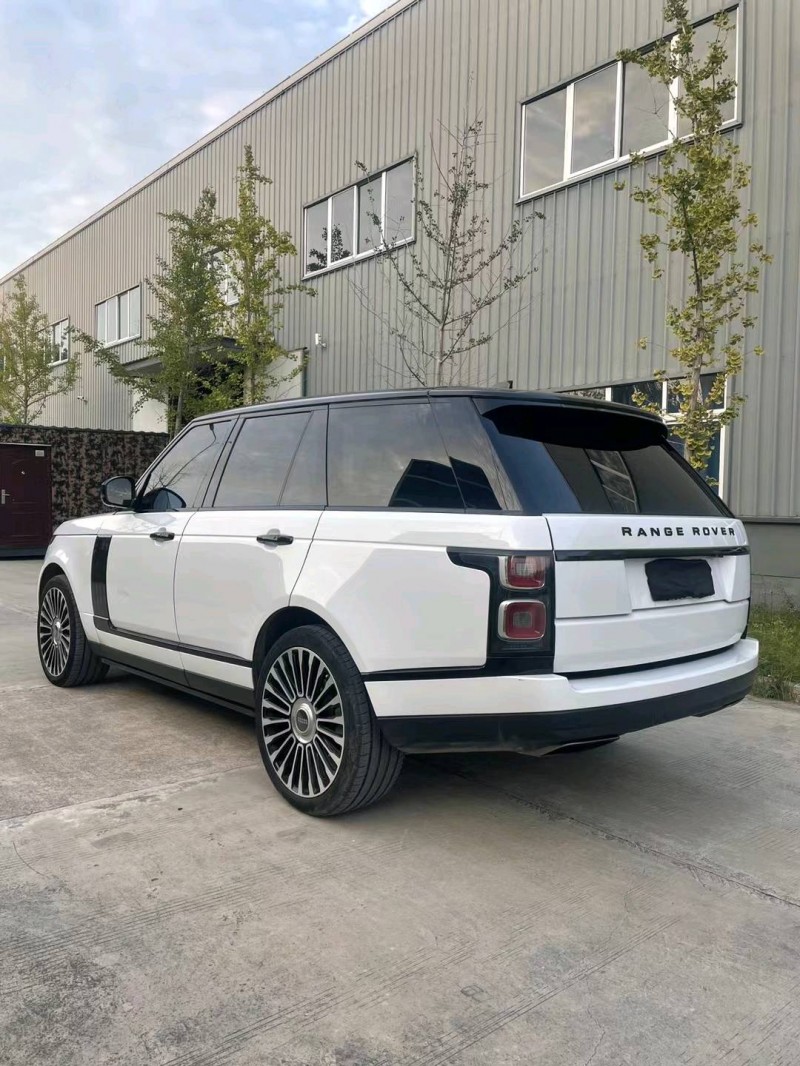 徐州18年路虎揽胜行政8