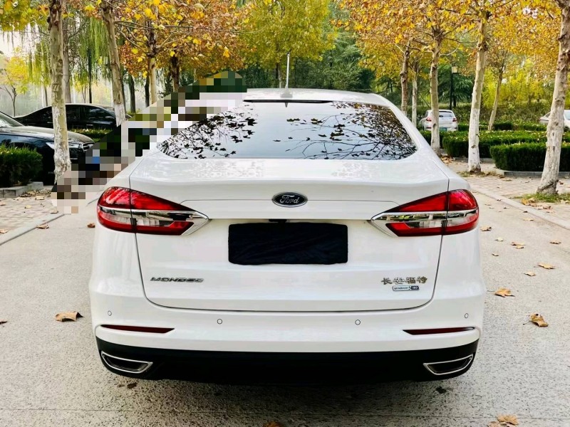 聊城21年福特蒙迪欧1