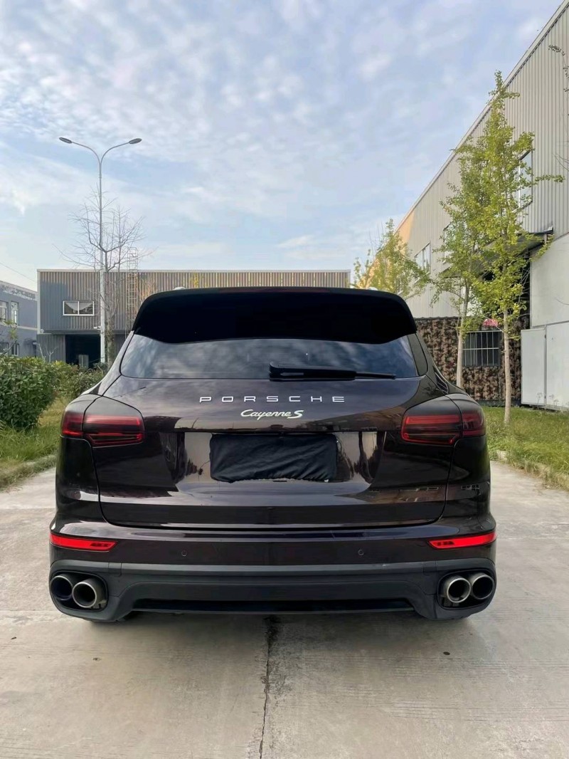 徐州16年保时捷卡宴9