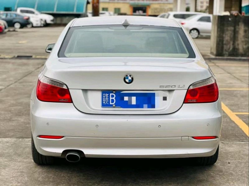 东莞10年宝马5系9