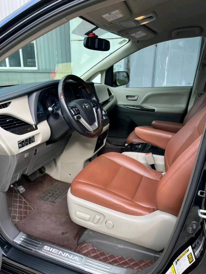 徐州19年丰田塞纳2