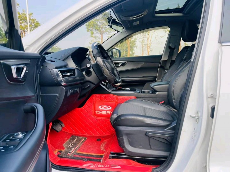 东莞20年奇瑞瑞虎5x6