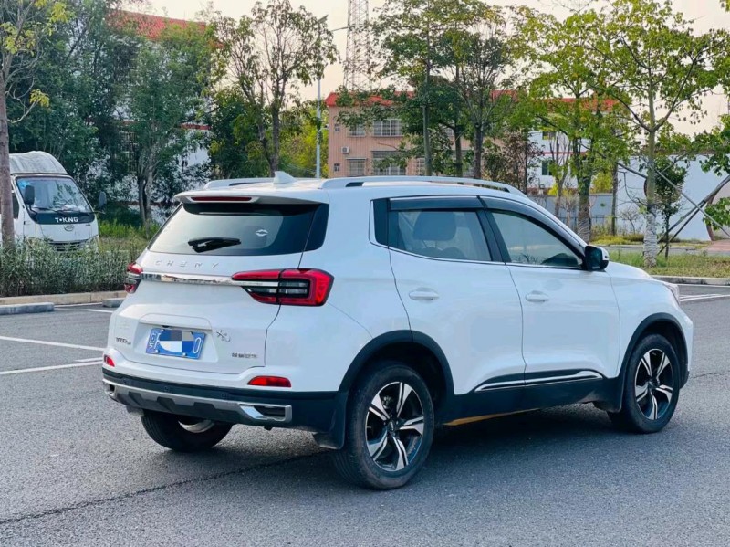 东莞20年奇瑞瑞虎5x8