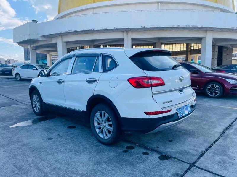 东莞16年北汽幻速S68