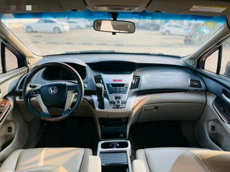 东莞13年本田奥德赛5
