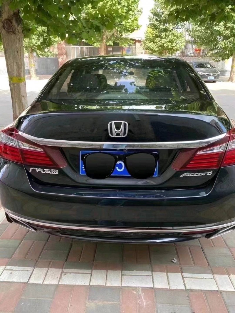 邯郸17年本田雅阁6