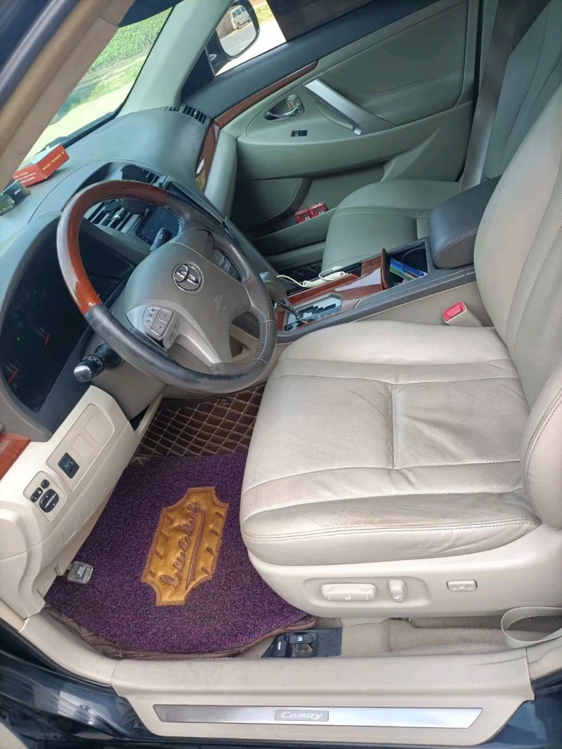 邯郸14年丰田凯美瑞3