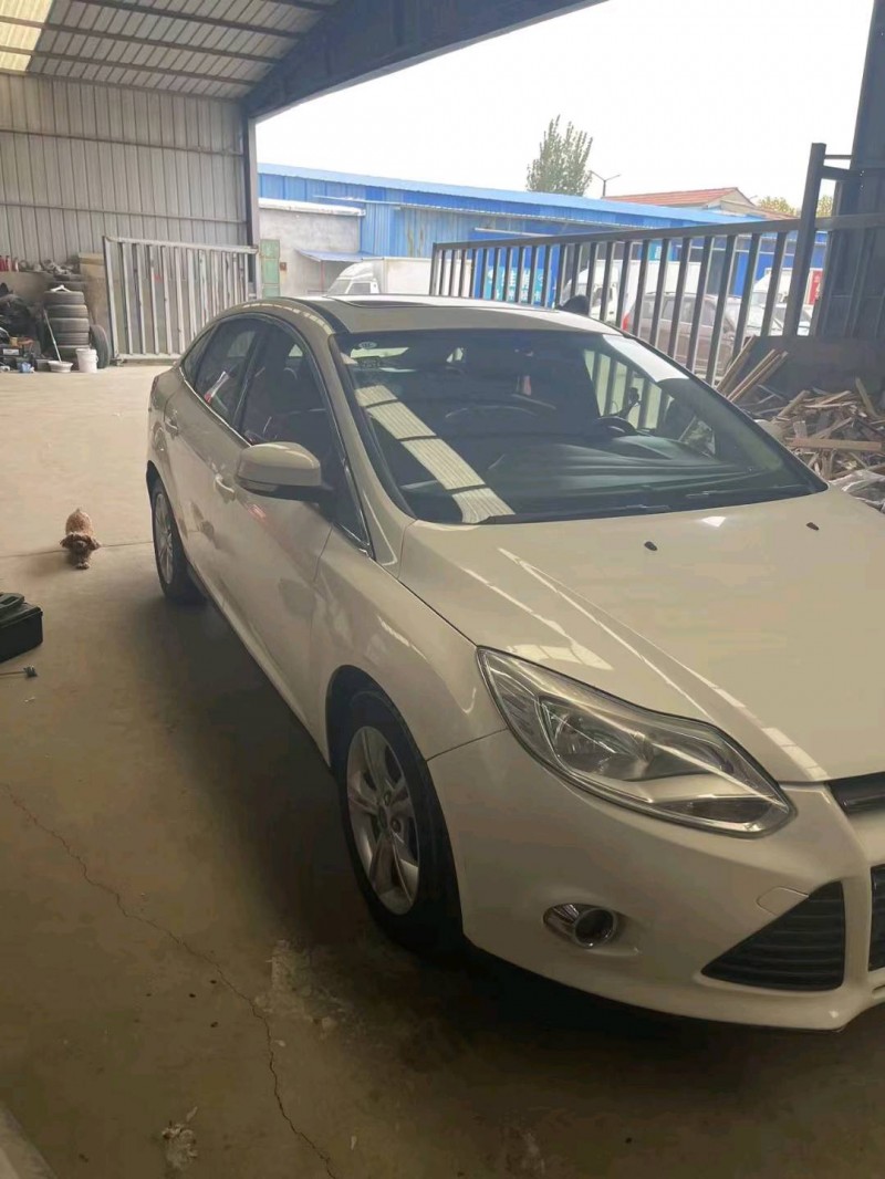 邢台14年福特福克斯7