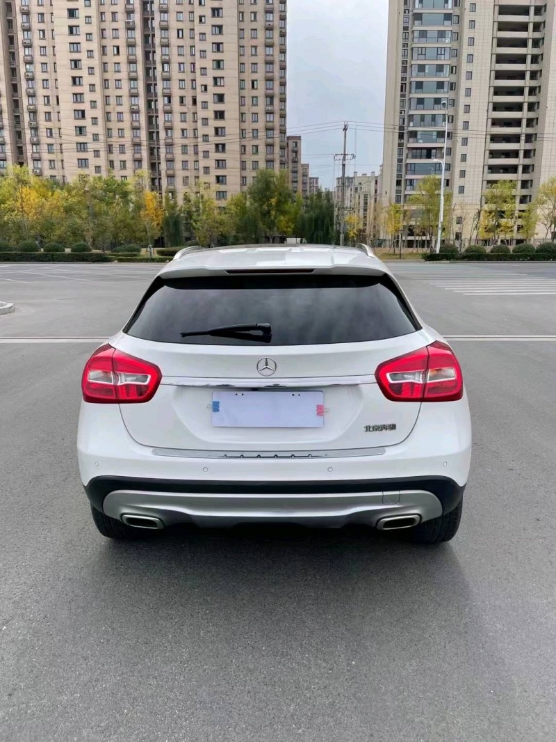 徐州16年奔驰GLA5