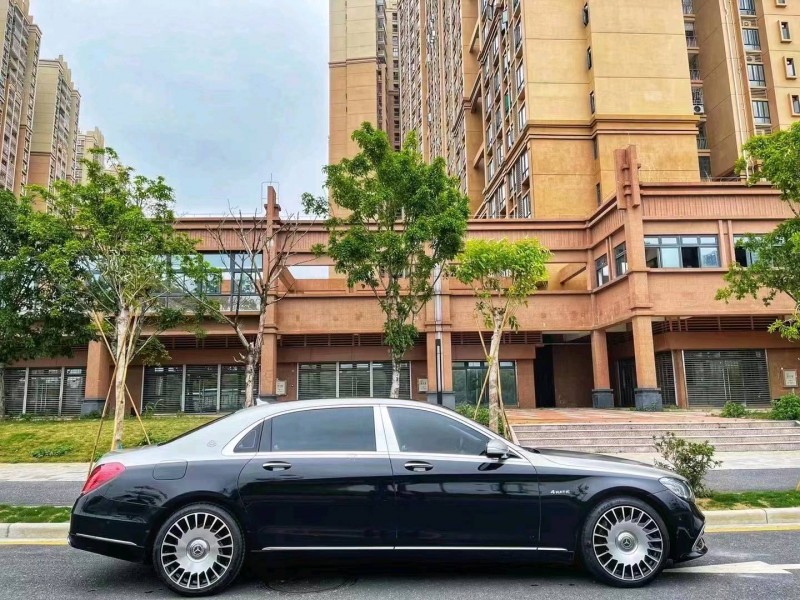 广州15年奔驰迈巴赫S级4