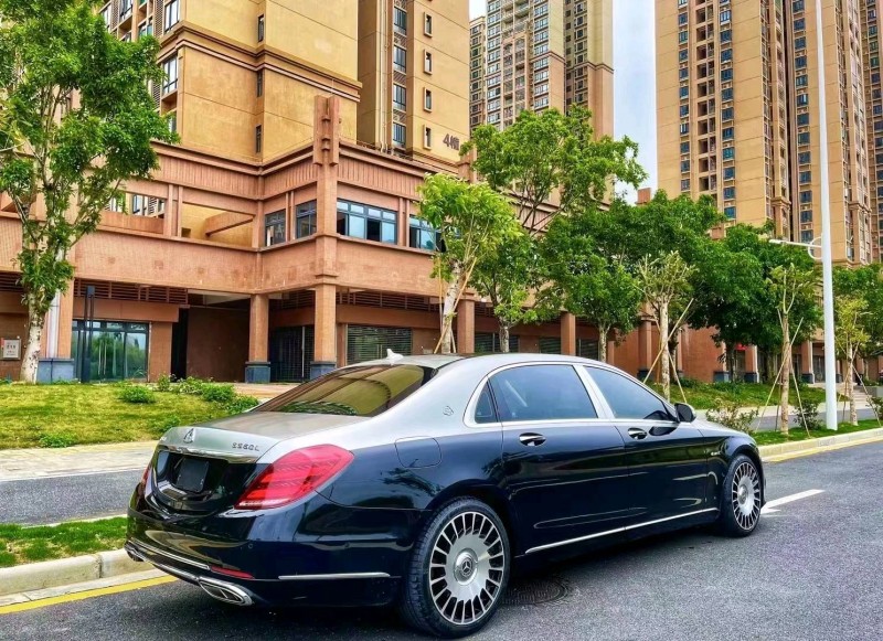 广州15年奔驰迈巴赫S级3
