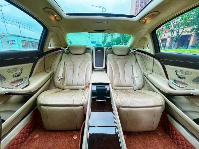 广州15年奔驰迈巴赫S级5