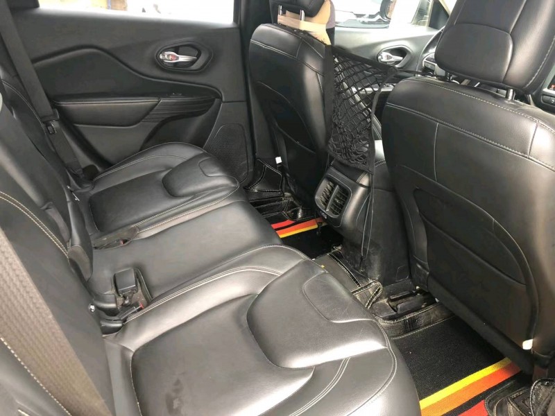 石家庄17年Jeep自由光5