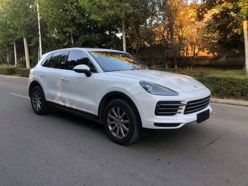 徐州19年保时捷卡宴2