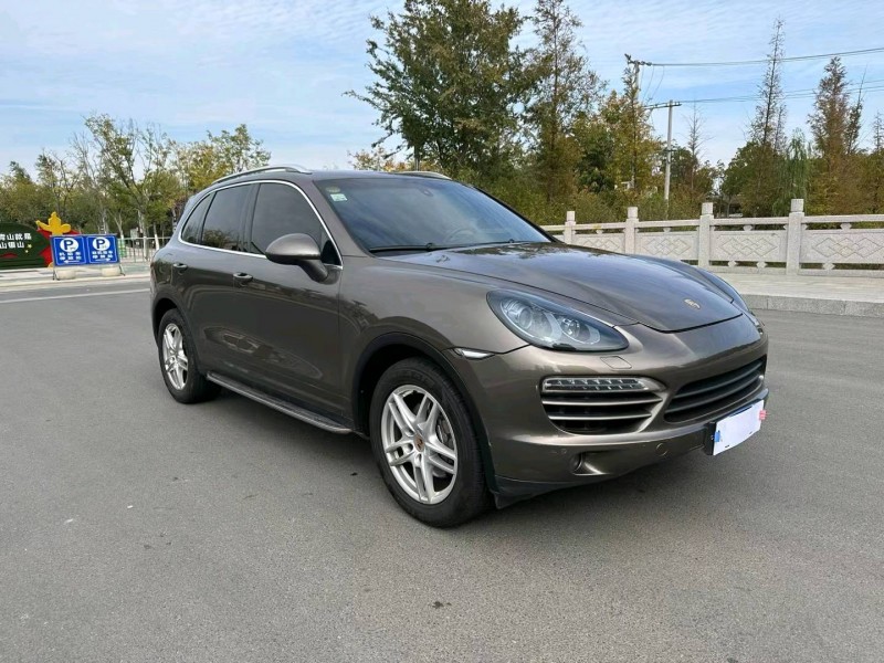 徐州14年保时捷卡宴3