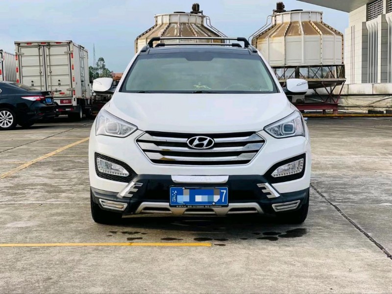 东莞16年现代新胜达1