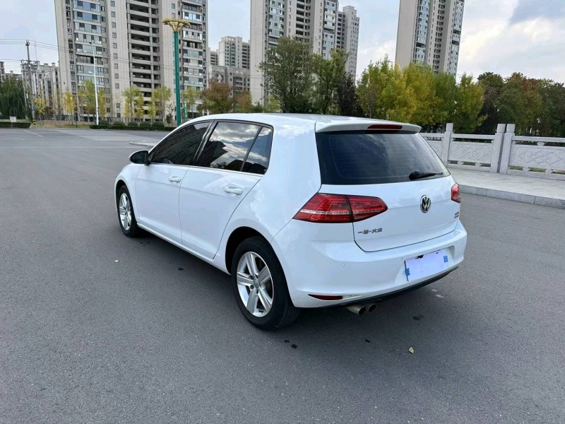 徐州16年大众高尔夫8