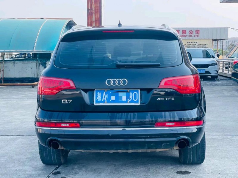 东莞09年奥迪Q71