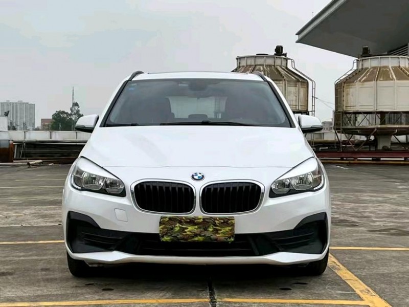 东莞19年宝马2系1