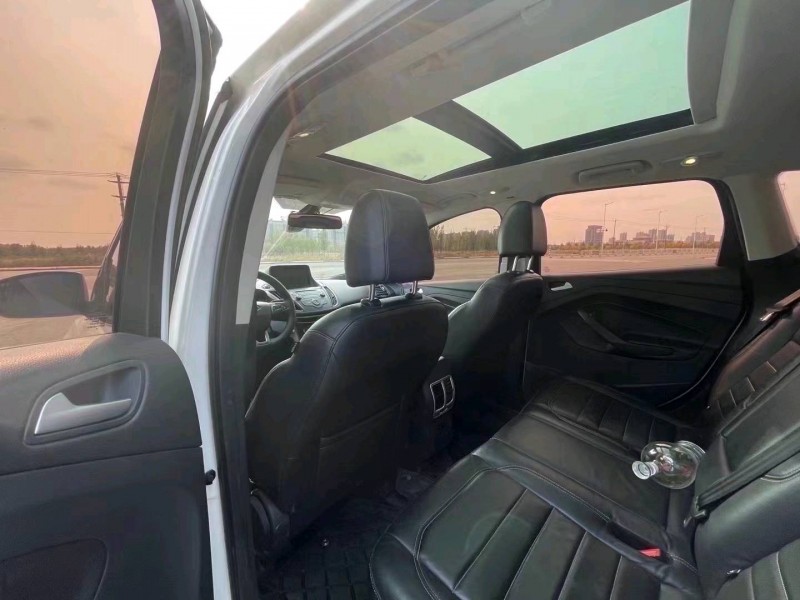 邢台16年福特翼虎9