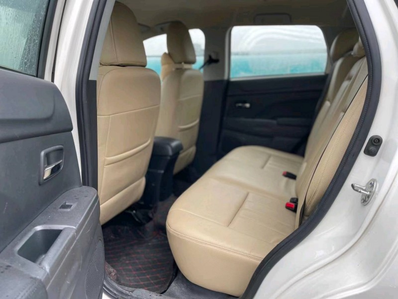 东莞14年三菱劲炫4