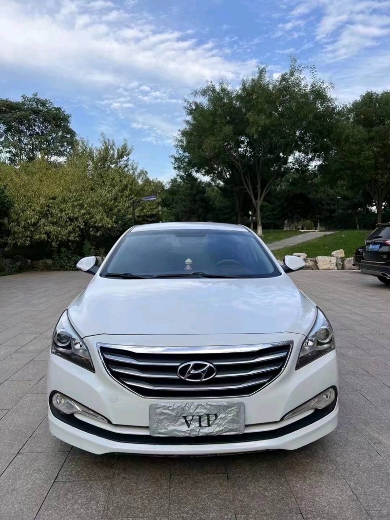 邯郸16年现代名图9