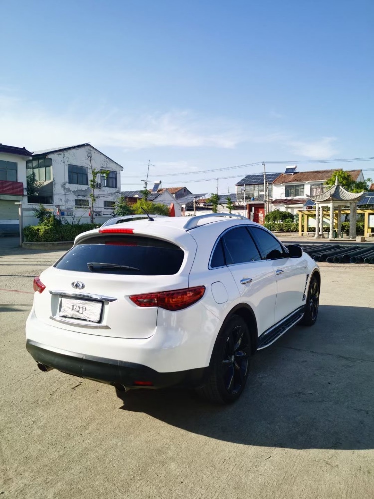 徐州14年英菲尼迪QX708