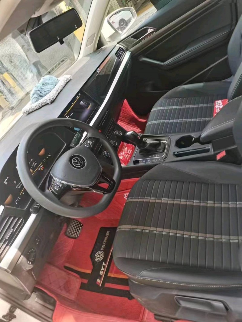 北京22年大众朗逸5