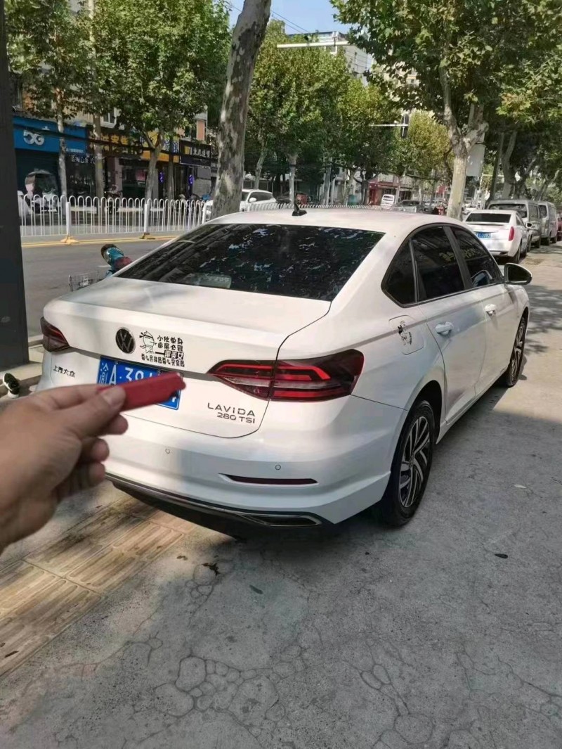 北京22年大众朗逸7