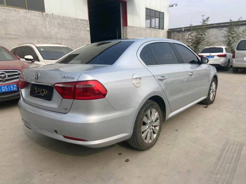 保定14年大众朗逸2