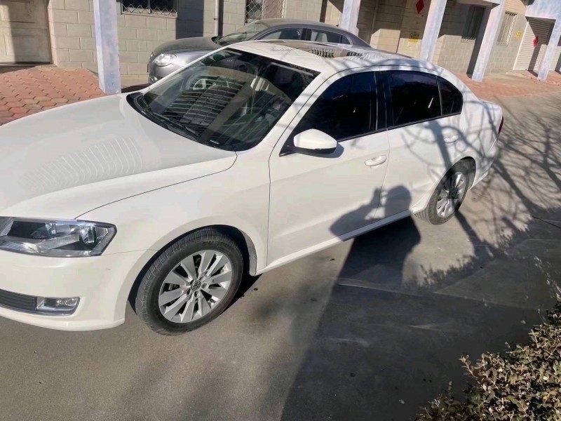 济南15年大众朗逸2