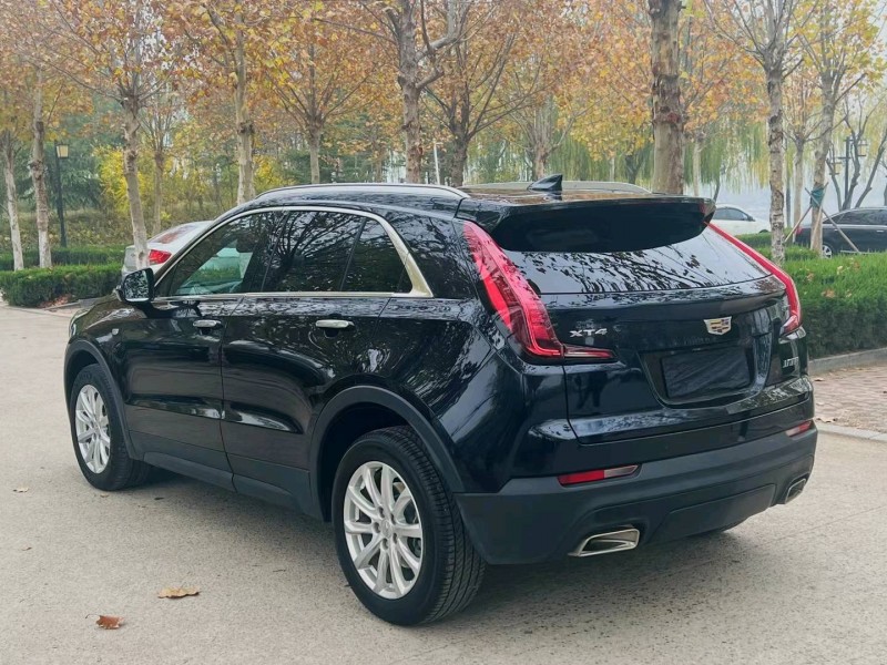 聊城20年凯迪拉克XT43