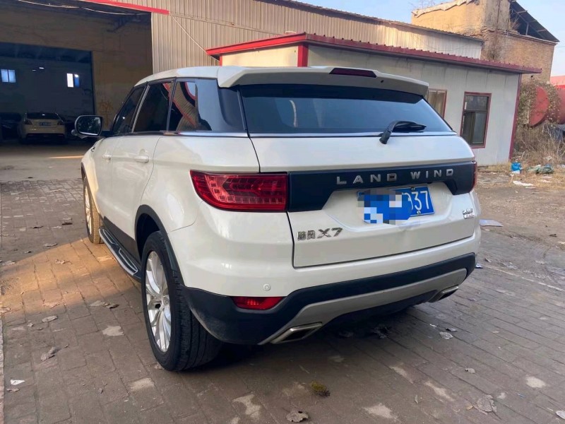 保定17年陆风X75