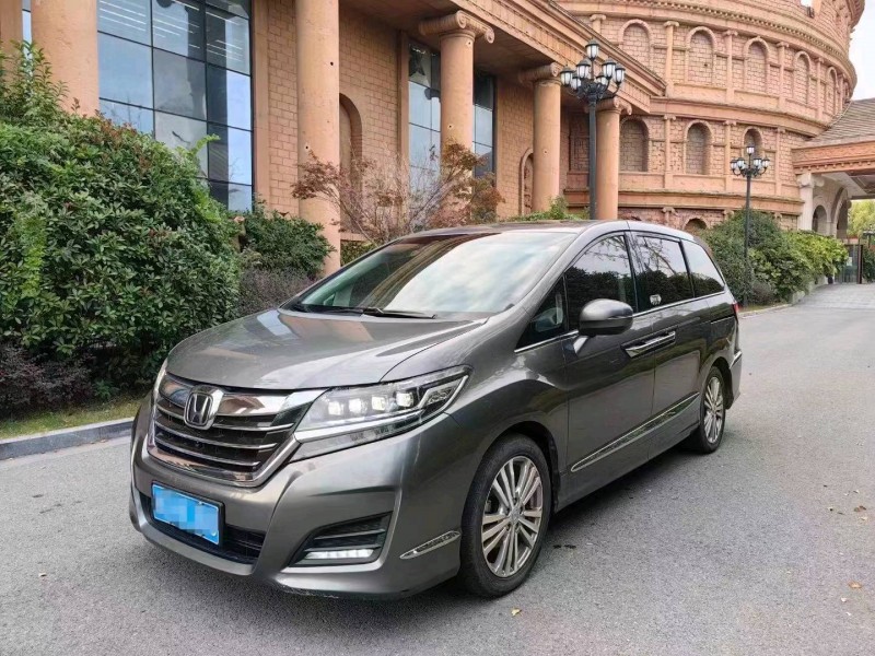 邢台16年本田艾力绅1