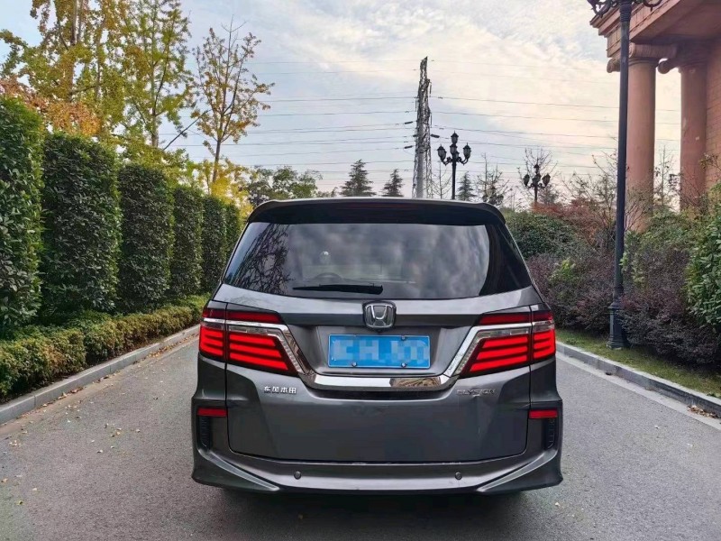 邢台16年本田艾力绅6