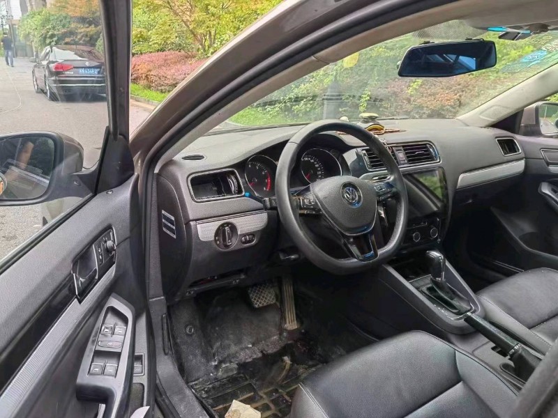 邯郸17年大众速腾5