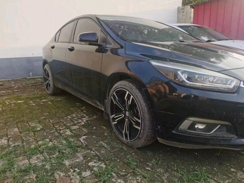 邯郸15年雪佛兰科鲁兹3