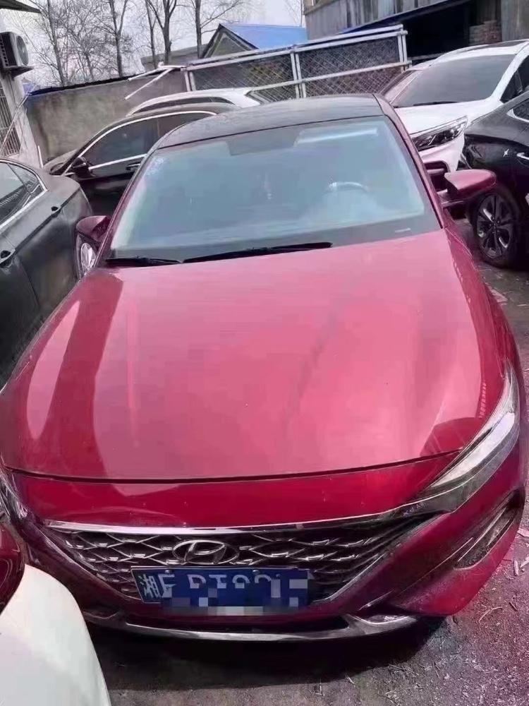 北京20年现代菲斯塔1